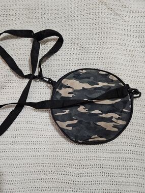 Camouflage Round Crossbody Belt Bag - Black/Tan